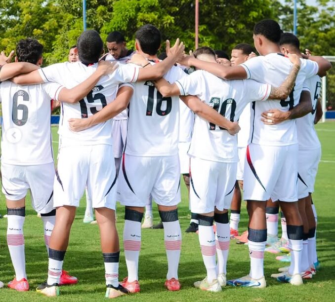 Vitória perde para o Flamengo e cai para 7º no Sub-20