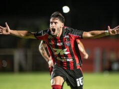 Emmanuel Martínez marca e Vitória vence o Bahia de Feira no Barradão