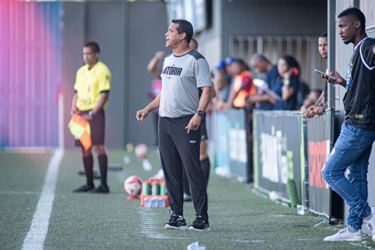 “Era um incômodo meu os três empates”, desabafa Rodrigo após vitória