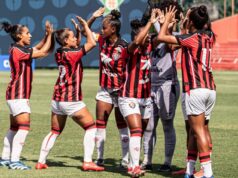 Vitória leva gol nos acréscimos e estreia com derrota no Brasileiro Feminino 2026