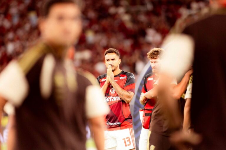 Flamengo pode ter time alternativo contra o Vitória pela Copa do Brasil