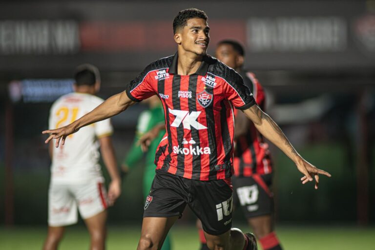 FICHA DO JOGO: Vitória 4×1 Juazeirense