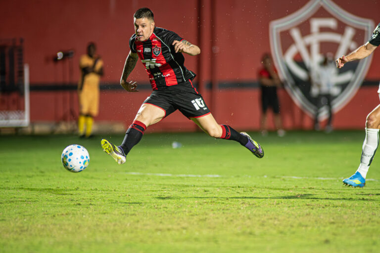 Vitória faz jogo com menos finalizações certas do Brasileirão