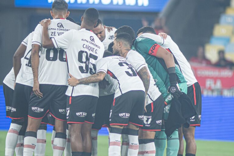 Jair Ventura confirma Vitória com força máxima contra o Confiança na Copa do Nordeste