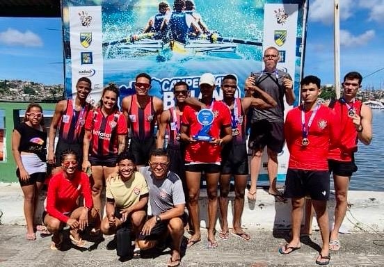Vitória larga na frente e vence primeira regata do Baiano de Remo