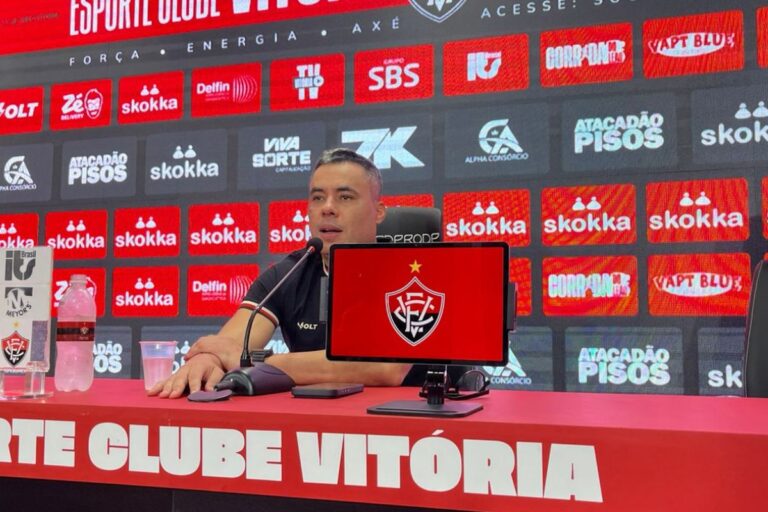“É prazeroso vencer assim”, diz Jair Ventura após vitória no Barradão