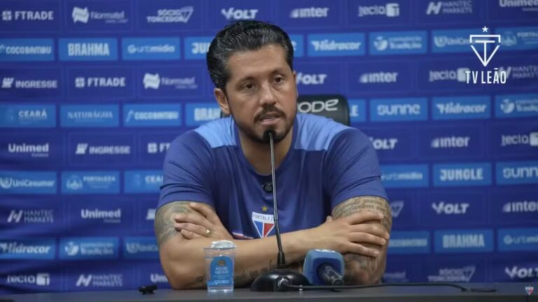 Carpini aponta favoritismo do Vitória na final contra o Fortaleza