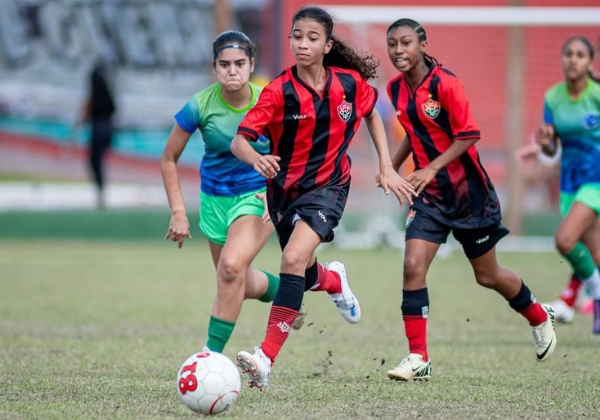 Time feminino do Vitória é campeão de importante torneio de base
