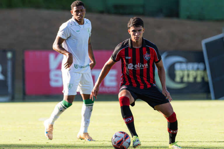 Vitória perde para o América-MG e segue fora do G-8 do Sub-20