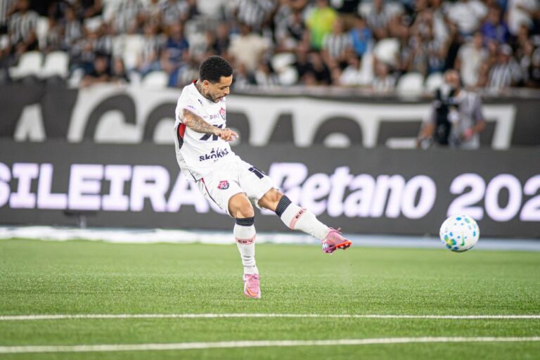 Vitória empata sem gols com o Botafogo fora de casa