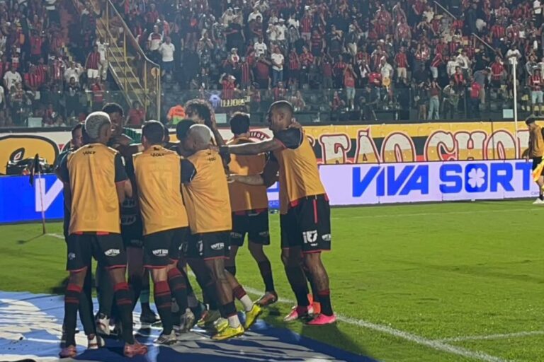 Diretoria oferece premiação dobrada para jogadores em busca da primeira vitória fora de casa
