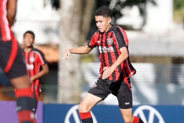 Vitória encerra participação na Copa do Brasil sub-15 com goleada