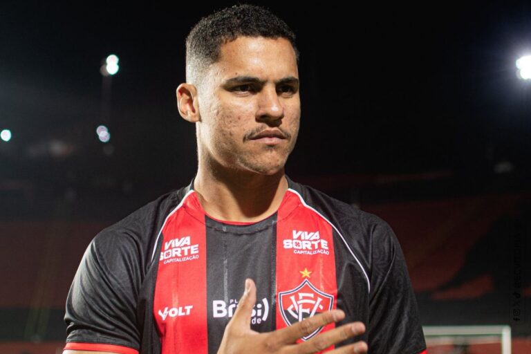 Vitória relaciona recém-contratado para jogar o Ba-Vi