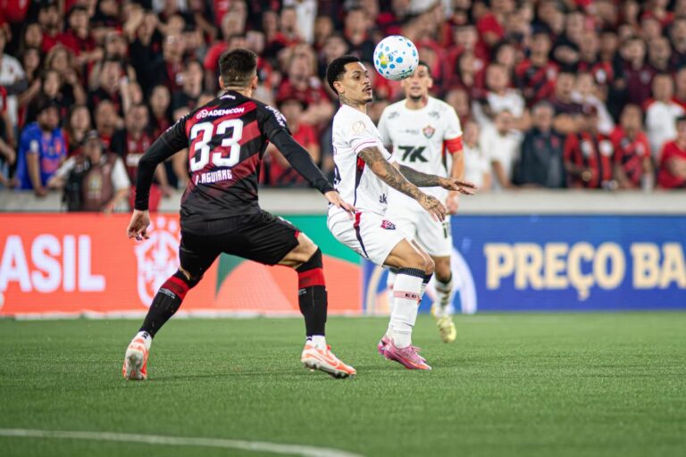 FICHA DO JOGO: Athletico-PR 2×0 Vitória