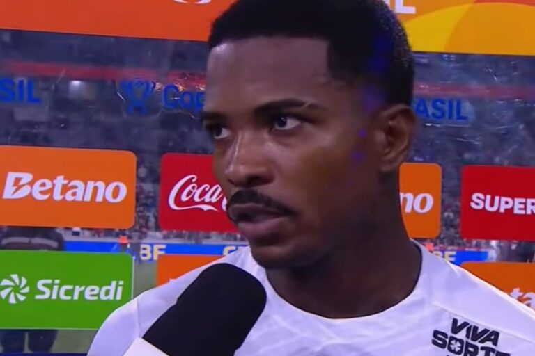 Cacá é suspenso por dois jogos pelo STJD e desfalca o Vitória no Brasileirão
