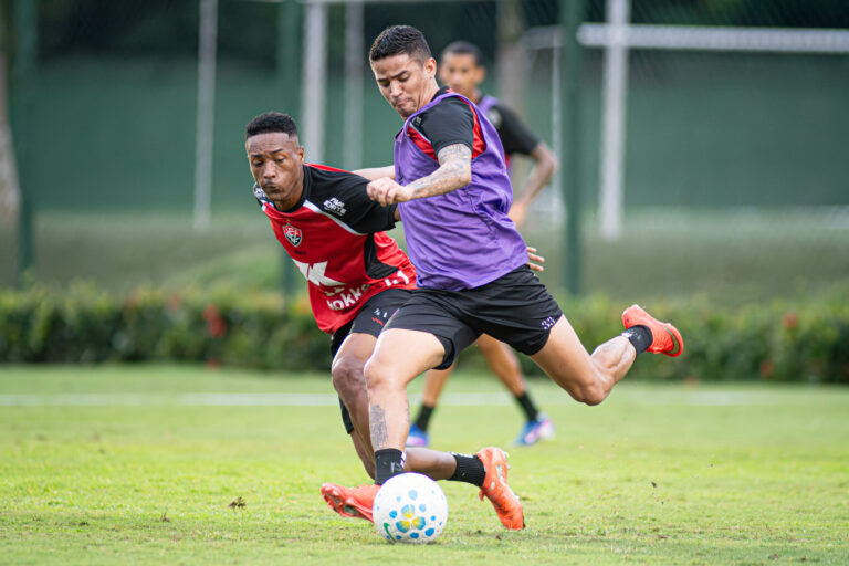 Vitória inicia concentração com 24 jogadores para enfrentar o Botafogo