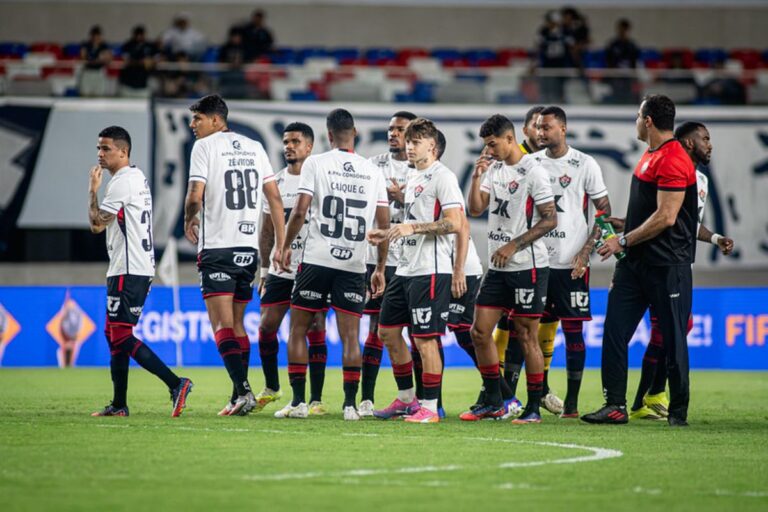 Athletico x Vitória: onde assistir AO VIVO o jogo de ida das oitavas de final da Copa do Brasil