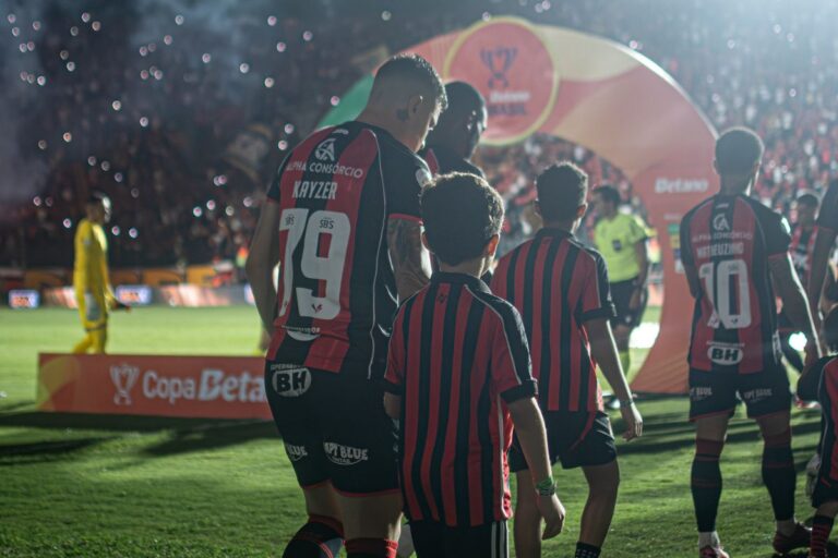 Vitória terá transmissão internacional na reta final da Copa do Brasil