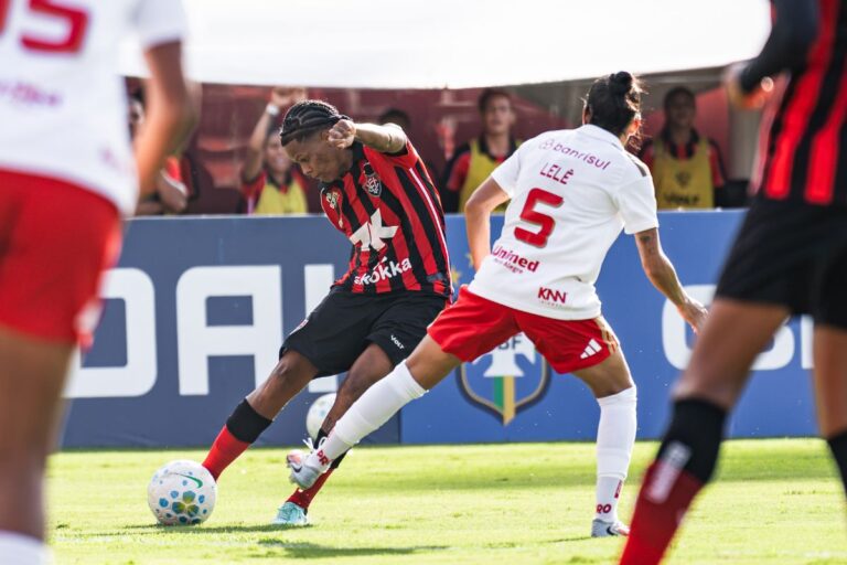 Vitória empata com o Internacional pelo Brasileirão Feminino