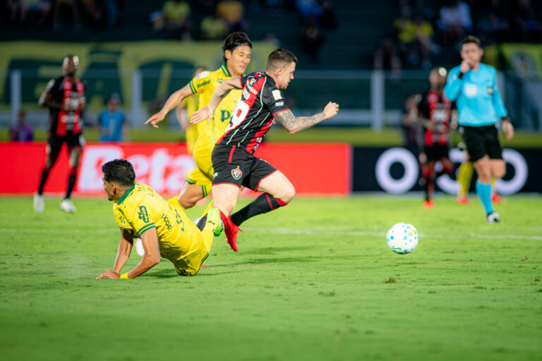 Vitória é denunciado no STJD por atraso contra o Mirassol