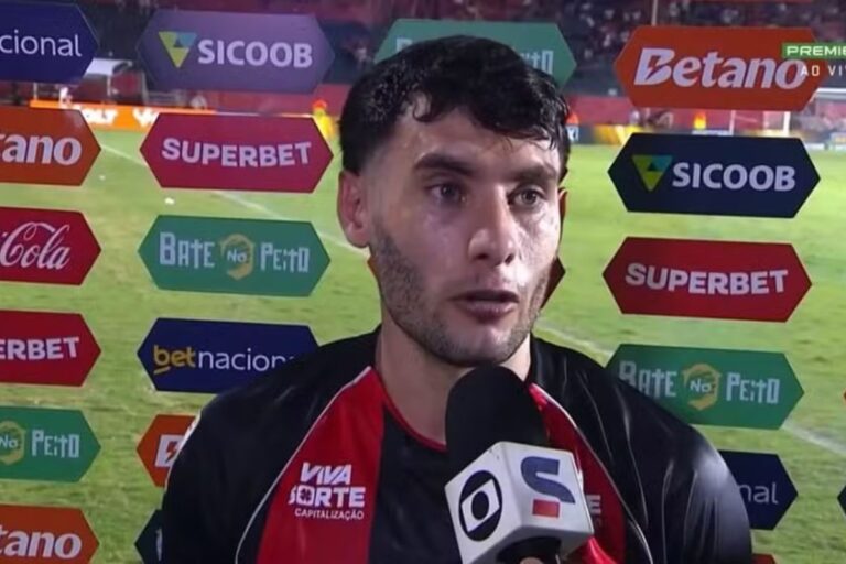 Martínez desabafa após derrota no Barradão: “muita coisa para corrigir”