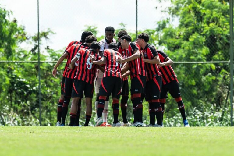 Vitória fecha participação no Brasileiro sub-17 levando goleada do Santos